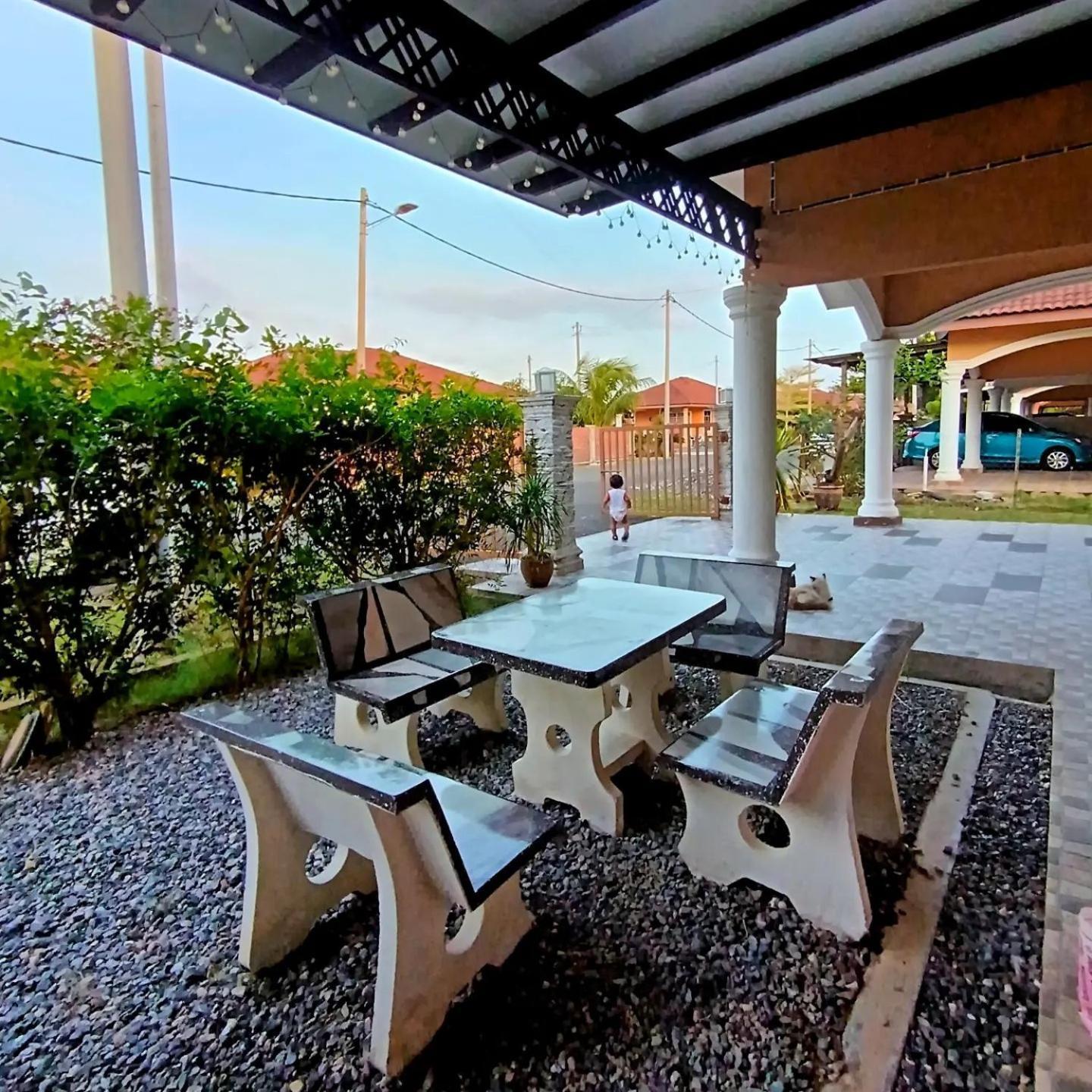 Ebnur Homestay อาเรา ภายนอก รูปภาพ